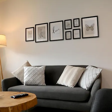 Sonnenblick Balkony - Wifi - New & Modern - - Niedersfeld 아파트